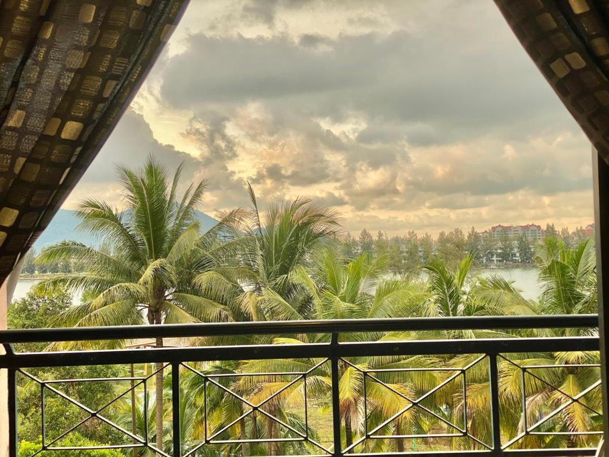 Marina Cove, Lumut Lägenhet Exteriör bild